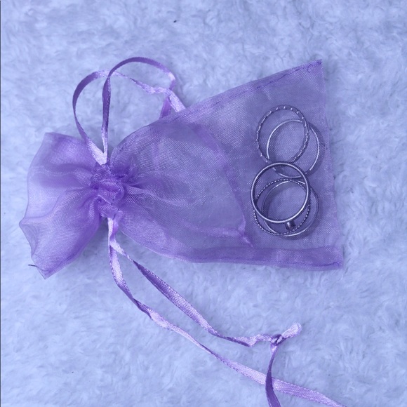 Jewelry - A brand new set of 5 silver rings Jewelry - A brand new set of 5 silver rings